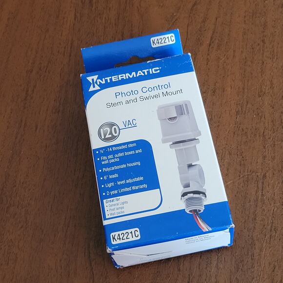 Intermatic K4221C 120Volt Stem Swivel Mount Thermal Photocontrol (Photocell) New - Picture 1 of 9